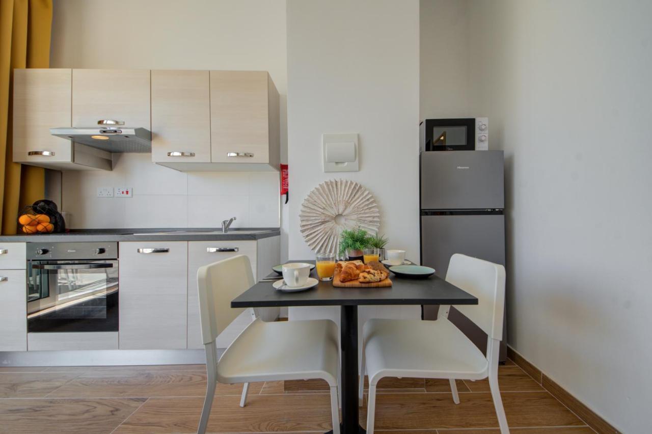 Marina Suites & Apartments - Self Catering - By Tritoni Hotels Gzira Екстериор снимка