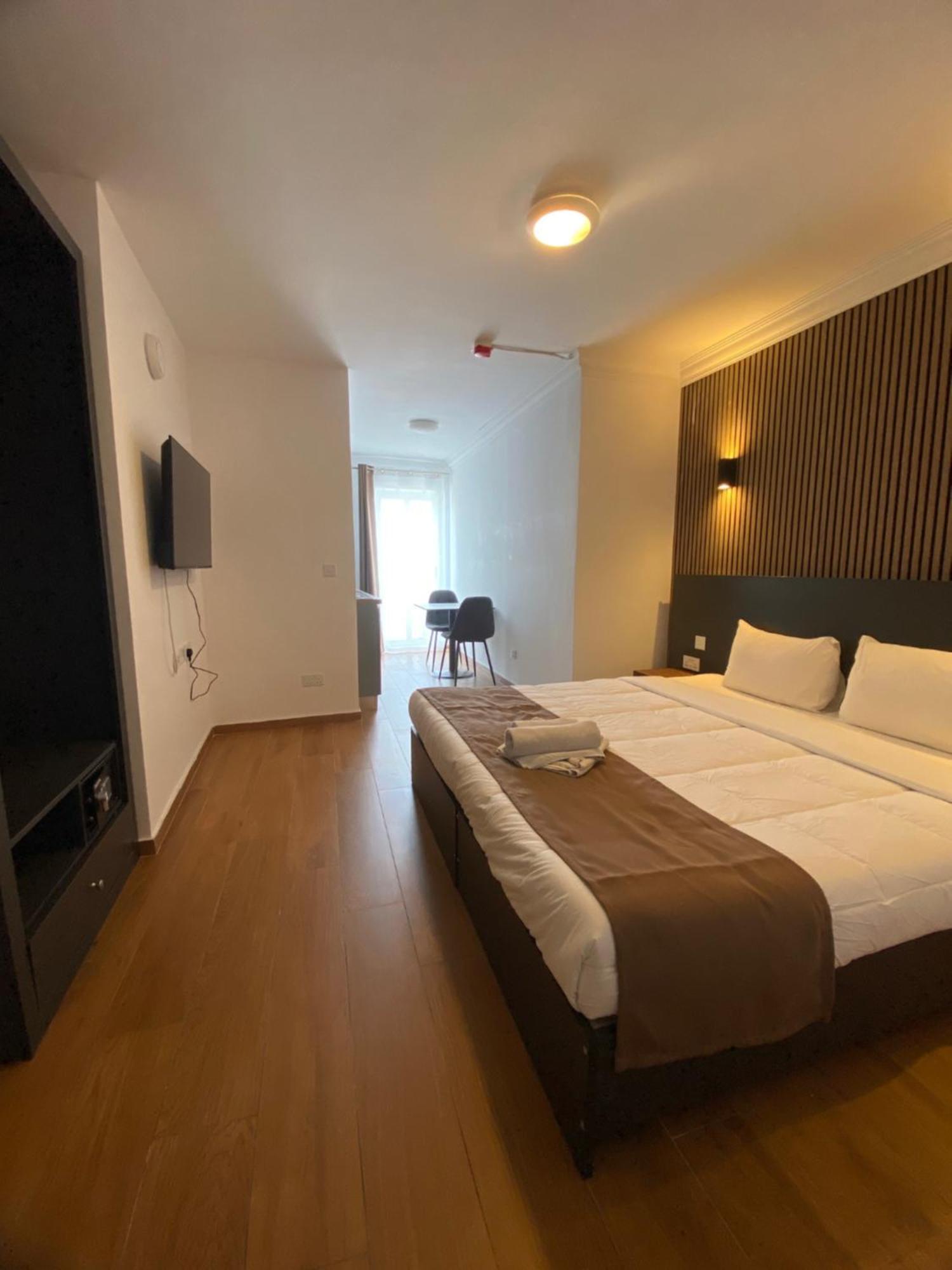 Marina Suites & Apartments - Self Catering - By Tritoni Hotels Gzira Екстериор снимка
